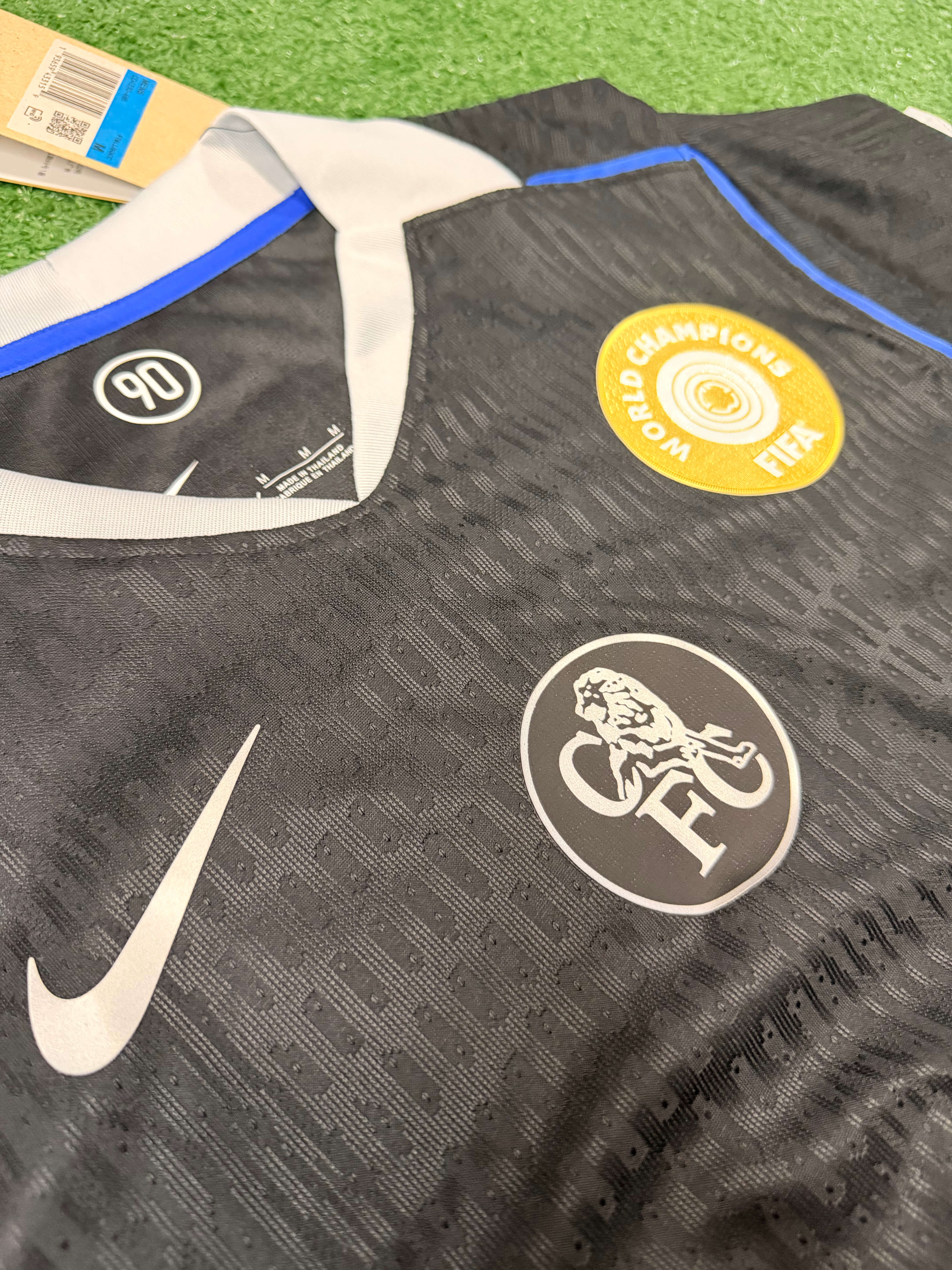 Chelsea Legacy Edition: Third Kit & Gold Medal Combo
