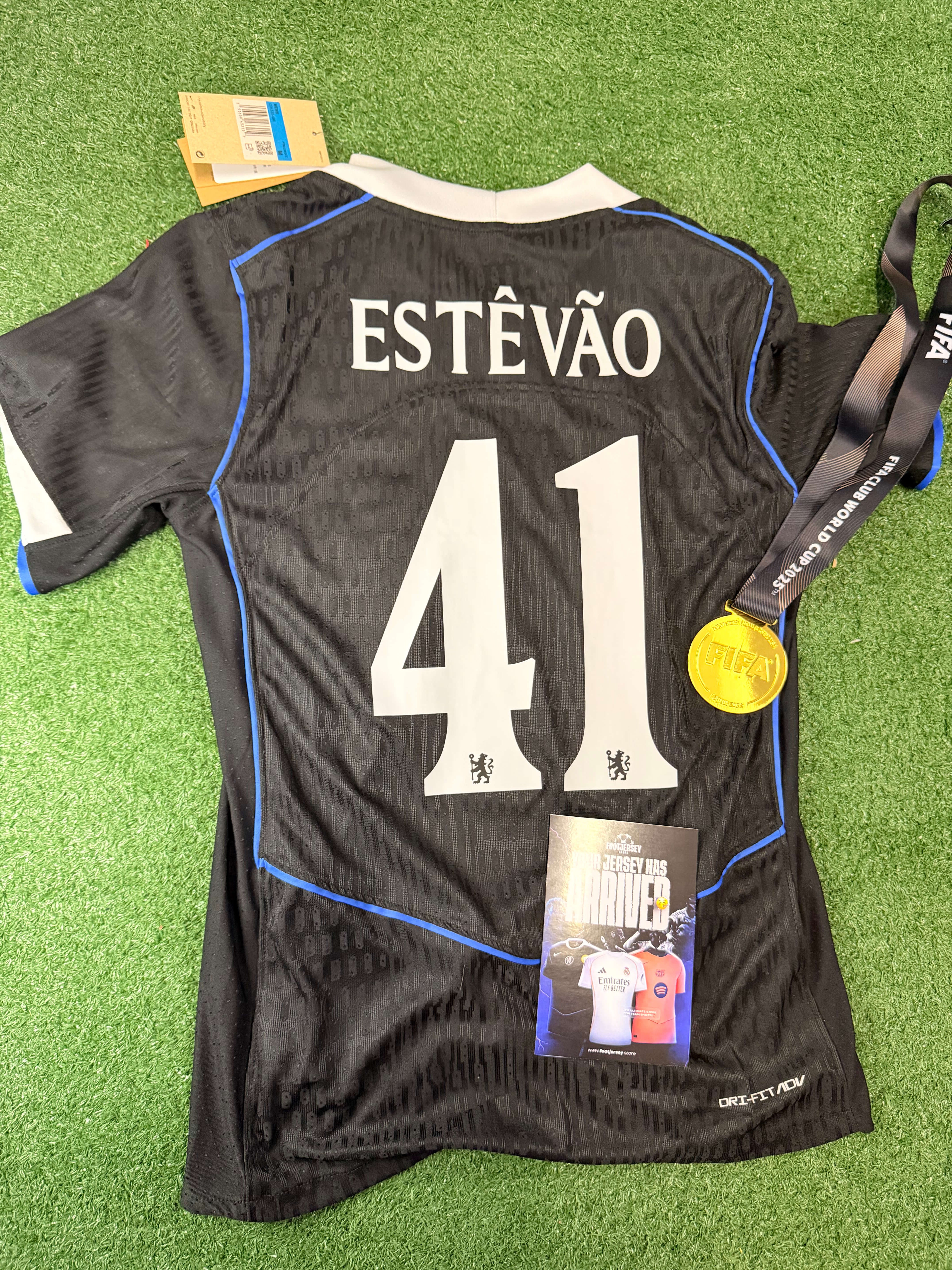 Chelsea Legacy Edition: Third Kit & Gold Medal Combo