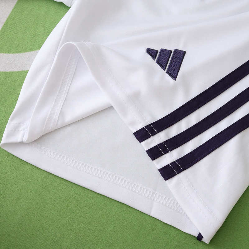 Kids Manchester United Away Kit 2025/26