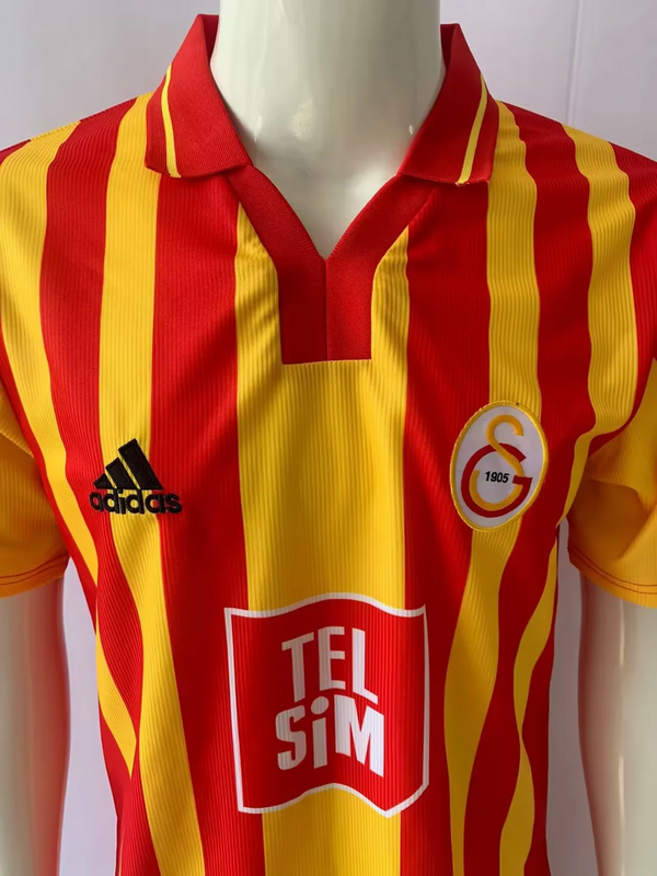 Galatasaray 2000/01 Home Retro Jersey