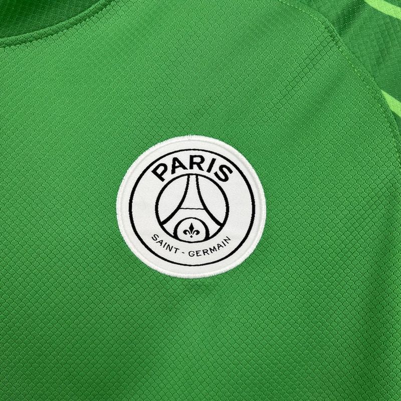 Paris Saint Germain Goalkeeper Green Jersey 2024/2025 - Long Sleeve