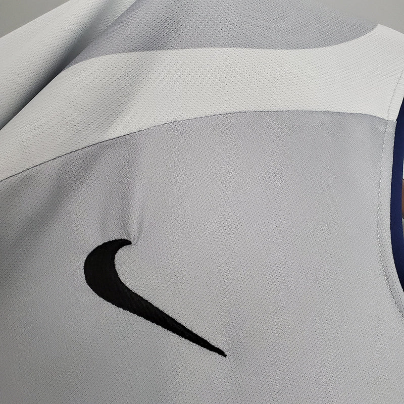 Paris Saint-Germain (PSG) 01/02 Away Jersey - Retro Version