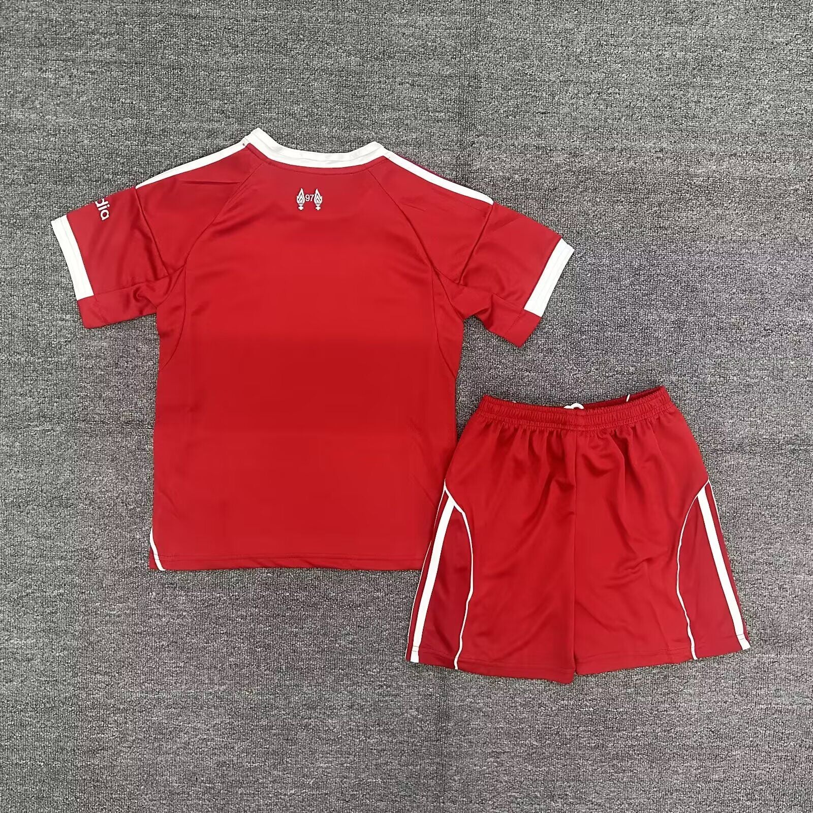 Kids Liverpool Home Kit 2025/26
